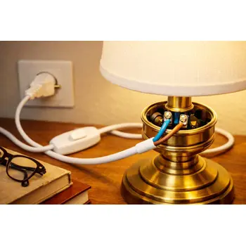 kabel-za-nocnu-lampu-s-meduprekidacem-17m-2x075-bijeli-28776-25092.webp