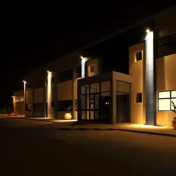 led-reflektor-vanjski-30w-6500k-hladna-bijela-ip65-bijeli-18959-24190.webp
