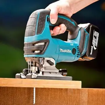 makita-aku-ubodna-pila-djv180zx-solo-37635-81992.webp