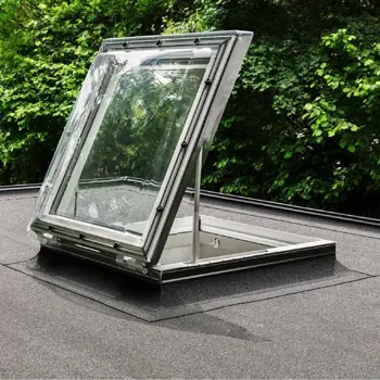 velux-prozor-za-izlaz-na-ravni-krov-120x120cm-10694-85032.webp