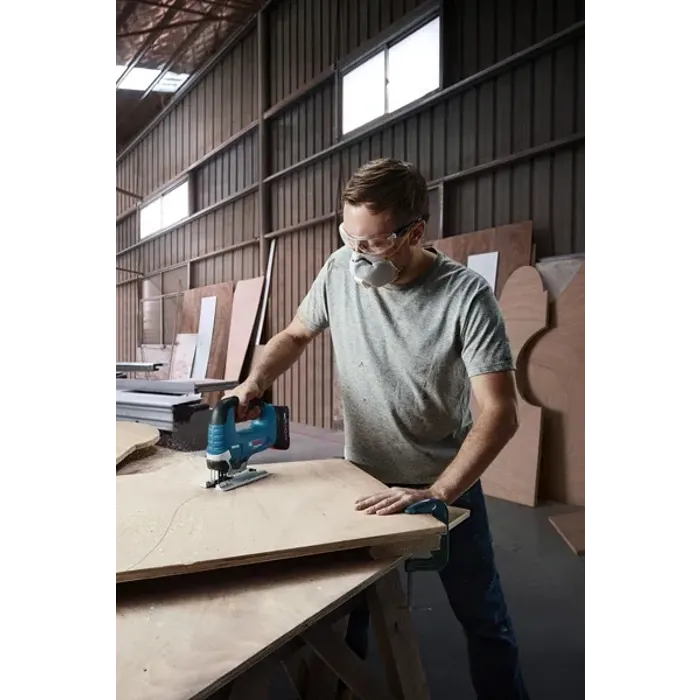 BOSCH AKU ubodna pila GST 185-LI (2x 4.0Ah + kovčeg)