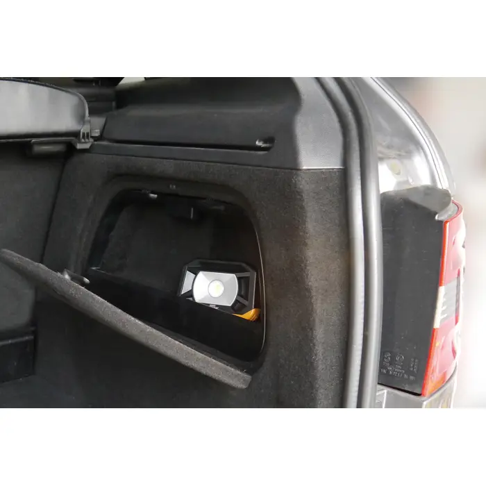 LED Reflektor Prijenosni (punjivi + powerbank) 8,5W 1000lm 6500K IP65 IK08